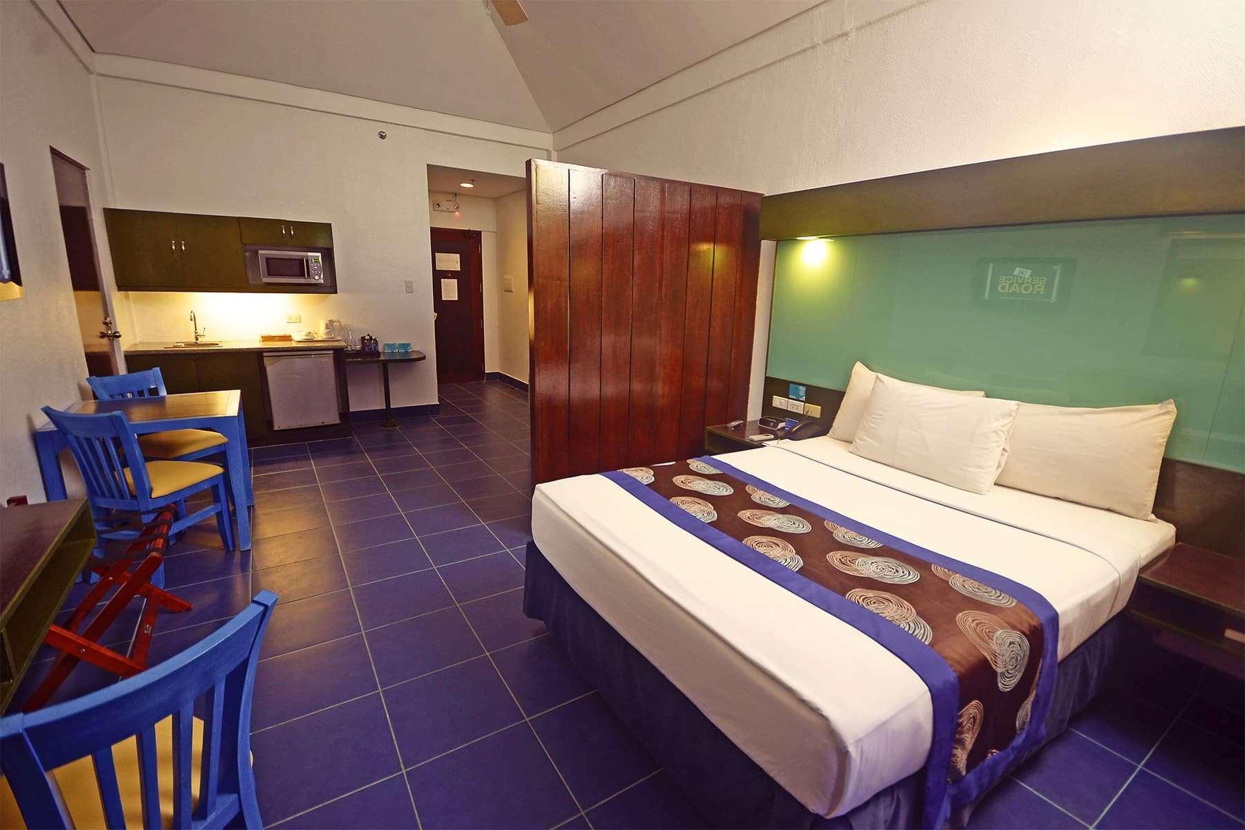 Microtel By Wyndham Puerto Princesa Eksteriør bilde