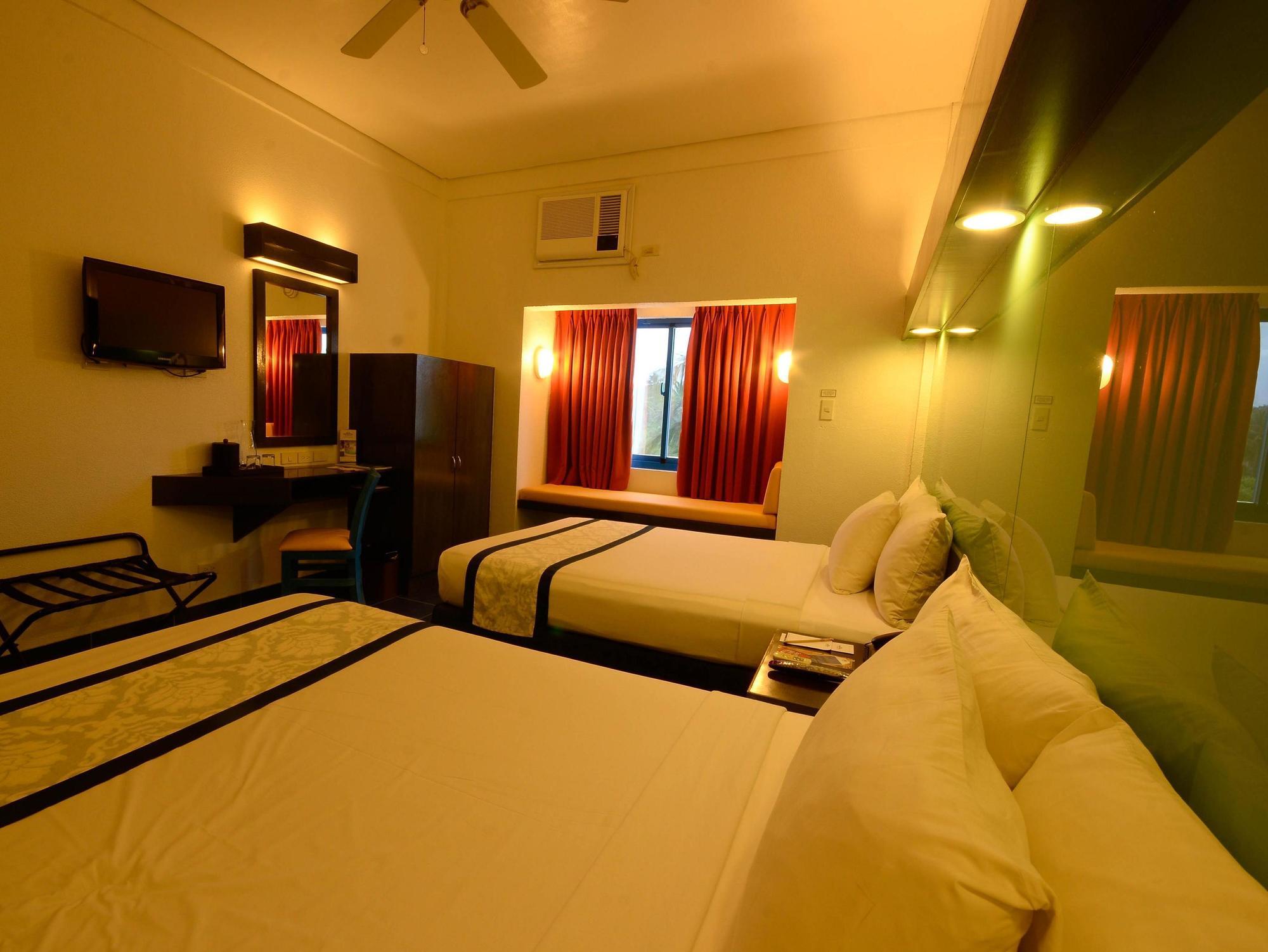 Microtel By Wyndham Puerto Princesa Eksteriør bilde