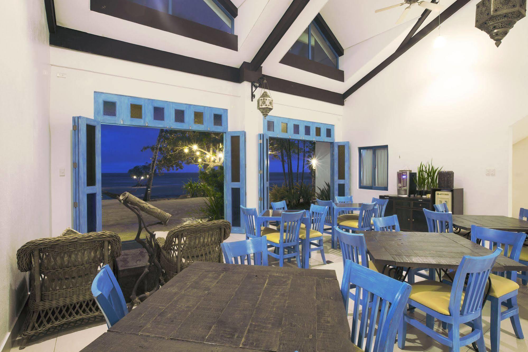 Microtel By Wyndham Puerto Princesa Eksteriør bilde